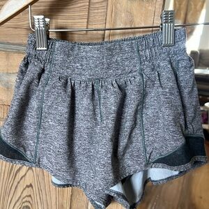 Grey 2.5 size 0 hotty hot lined lululemon shorts